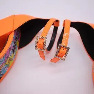 サンダル・ミュール VERSACE Sandals Women Patent Leather Orange/Coral Patent leather sandals Gianni Versace Orange size 38.5 EU in